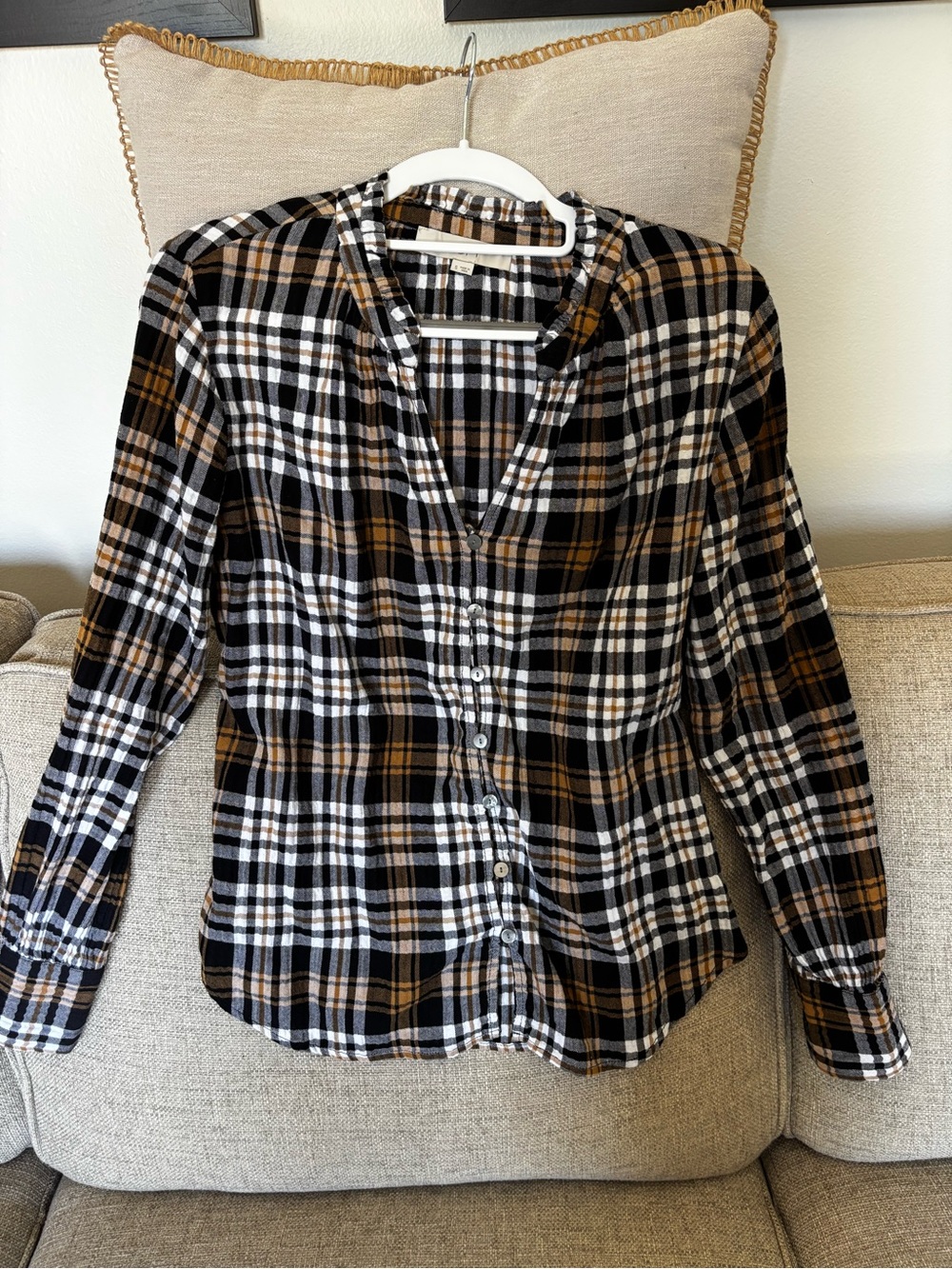 4/$20 Loft Button Down Blouse